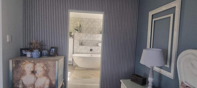 4 Bedroom Property for Sale in Dana Bay Western Cape